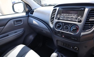 MITSUBISHI TRITON GLX d'occasion 2015 - Product Image 6