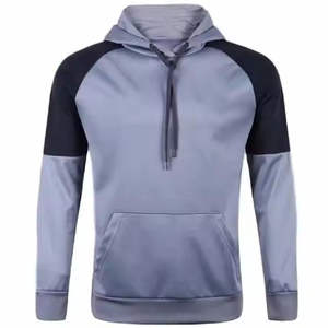 Ensemble de survêtements de sport pour hommes en polyester de haute qualité avec logo personnalisé, motif uni, vêtements de sport d'été - Product Image 3