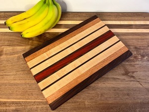 Planche à découper en bois élégante la plus demandée pour la coupe ou la sculpture et la présentation de nourriture élégante disponible au prix d'exportation - Product Image 3