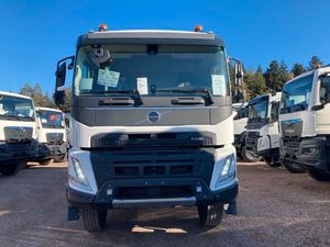 Vol-vo FMX 500 8x4 D13 FML Mining Tipper 52 Tons Internal Combustion Engine Automatic Transmission Power 368 kW (500 hp) - Product Image 2