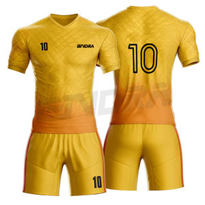 Maillot de football jaune avec short, tissu respirant et léger pour un confort optimal, séchage rapide, performance, entraînement, jeu quotidien x - Product Image 1