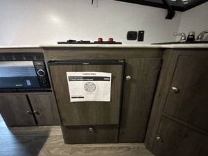 Gran Oferta: Autobús Usado en Excelentes Condiciones, Modelo 2022, Coach-men Clii-pper Ex-xpress 1-2.0-T-D MAX - Product Image 4