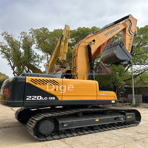 Excavatrice d'occasion Hyundai 220LC-9, 22 tonnes de chenille hydraulique d'occasion. Excavateur d'occasion de marque originale de Corée du Sud - Product Image 6