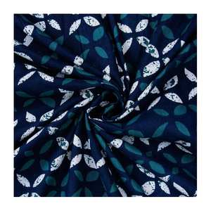 Algodón con estampado índigo Bloque de mano Bloque índigo Algodón teñido vegetal Respetuoso con el medio ambiente Cámbrico Bloque índigo Telas estampadas para vestido - Product Image 5