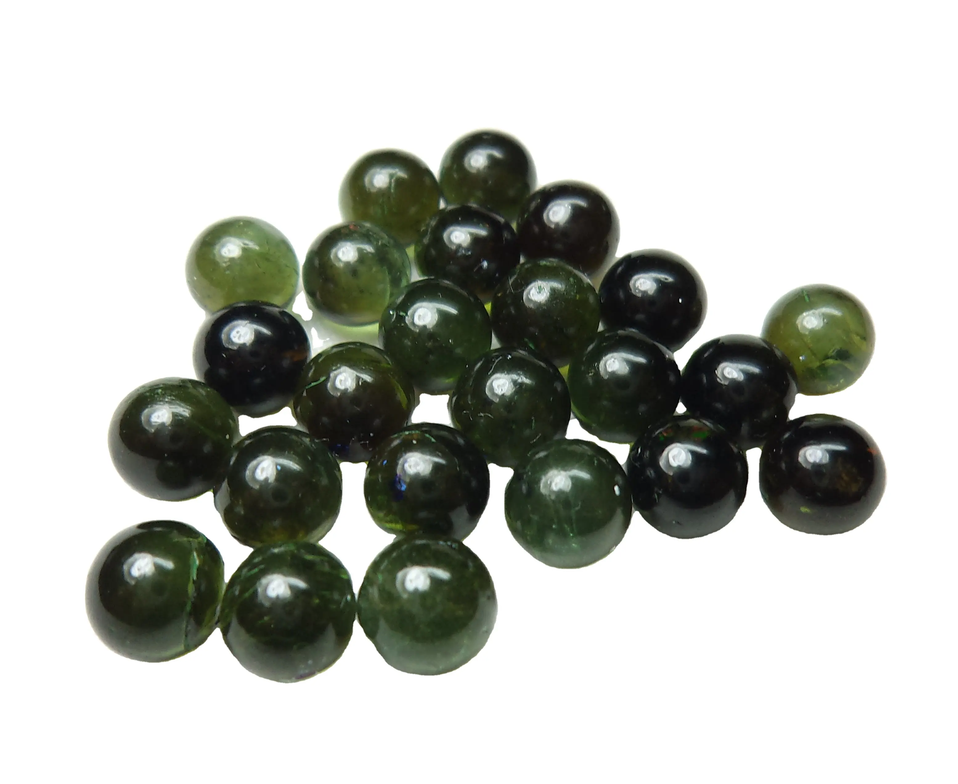 Yeşil turmalin doğal pürüzsüz yuvarlak Cabochon topu şekli gevşek taş kaliteli Birthstone takı yapımı için düşük fiyat