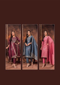Conjunto de Kurti y Duppatta de Seda Premium con Bordado y Trabajo Manual para Mujer, para Fiestas y Bodas - Product Image 5