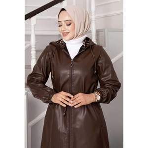 Chaqueta de cuero con capucha marrón - Product Image 3