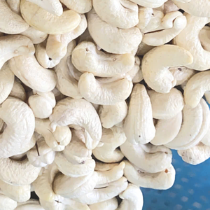 Offre Spéciale meilleur taux noix de cajou Ww180 Ww210 Ww240 Ww320 Santigo Usine au Vietnam Emballage de marque privée disponible - Product Image 1