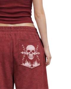 Pantalones Deportivos Anchos Personalizados con Estampado de Calavera y Espada Color Granate para Mujer, Pantalones Jogger de Felpa Holgados de Estilo Urbano, Fabricante OEM Personalizado - Product Image 5