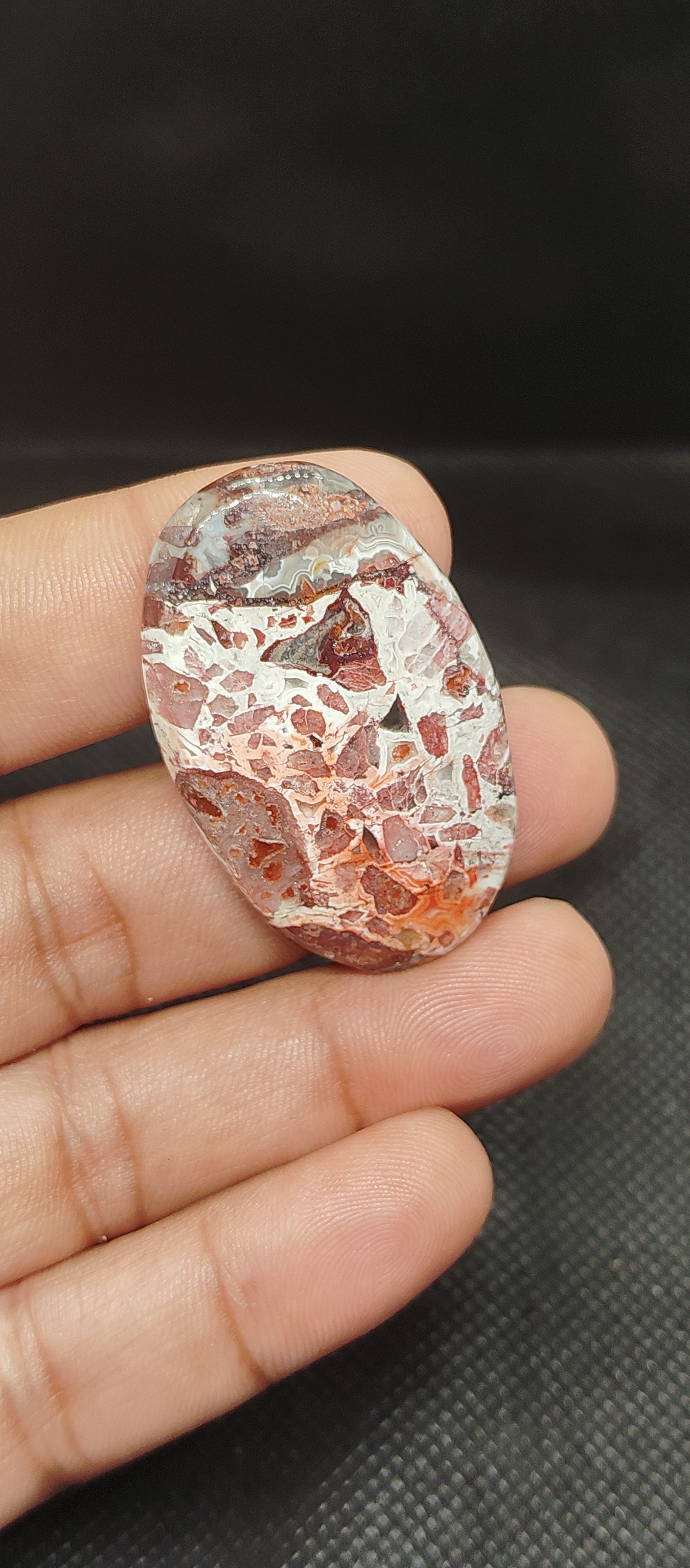 สีน้ำตาล