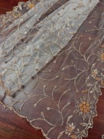 Écharpe châle traditionnelle rose pâle élégante en filet léger, respirant, durable, à séchage rapide, avec bords festonnés, idéale pour les fêtes