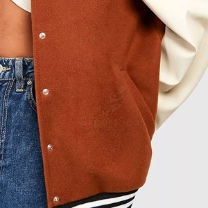 Veste Letterman élégante conçue pour la mode de rue quotidienne Veste Letterman confortable avec un design de contraste élégant - Product Image 6