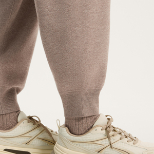 Conjunto deportivo unisex transpirable de forro polar suave y cálido, ropa deportiva informal de dos piezas, conjunto cómodo para gimnasio, pantalones jogger. - Product Image 2