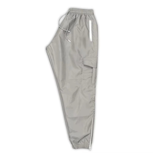 Costume de jogging coupe-vent en nylon au design unique pour hommes, service OEM à taux réglable, ensembles de survêtements 2 pièces de haute qualité - Product Image 4