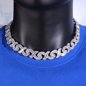 Cadena Cubana con Incrustaciones de Diamantes Moissanite Incoloros con Corte Baguette en Plata 925, Joyería Hip Hop para Fiesta a Bajo Precio - Product Image 2