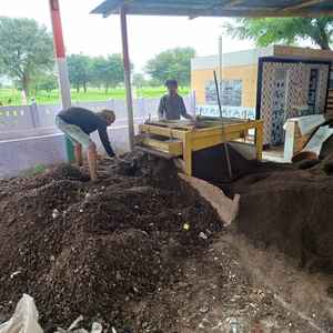 Engrais organique compost de vermis 1 kg indien - Haute qualité, qualité d'exportation, excellent prix - Product Image 4