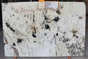 Superficie pulida de losa de granito blanco alpino de diseño moderno - Product Image 5