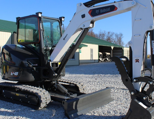 Venta al por mayor de calidad usada E48R2 Mini excavadora cabina paquete de lujo Excavadora hidráulica excavadora usada - Product Image 6