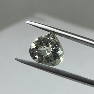 Pierres précieuses en améthyste verte menthe facettées de forme cœur naturelle, taille de 8x6 mm à 14x13 mm, clarté VS-SI, 8 pièces, 21,76 carats - Product Image 1