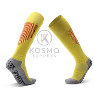 KOSMO EXPORTS Chaussettes de football longues antidérapantes personnalisées en laine/coton de qualité supérieure, avec logo compressif sur le bas, pour l'hiver, pour hommes - Product Image 3