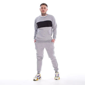 Trajes Deportivos Transpirables de Verano para Hombre a Bajo Precio con Diseño Personalizado y Servicios OEM - Product Image 4