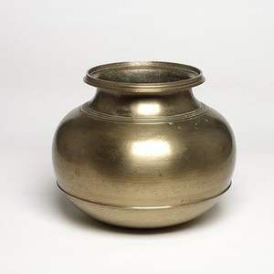 Pot à eau en laiton doré traditionnel fait à la main, rond, décoration d'intérieur, article cadeau pour le rangement, style religieux, technique de moulage - Product Image 2