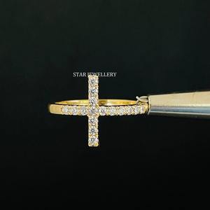 Anillo de Cruz Cristiana de Oro Sólido de 14K con Diamantes Naturales, Regalo Religioso para Mujer - Product Image 4