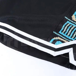 Pantalones cortos de hombre personalizados con estampado completo de calidad superior con bolsillos dobles con cremallera Pantalones cortos de baloncesto de costura interior de 6 pulgadas - Product Image 2