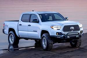 TOYOTA TACOMA LIMITED DOUBLE CAB 2023 D'OCCASION CÔTÉ GAUCHE/DROIT - Product Image 2