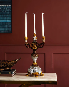 Joli bougeoir avec un design minimaliste contemporain pour une pièce maîtresse de table de décoration de maison élégante et des bougies à haute vente - Product Image 1