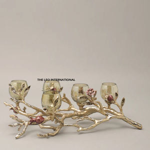 Pot de bougie unique en béton de conception de branche dorée de rose blanche pot de bougie unique en béton de table de style rétro support de bougie en métal - Product Image 2