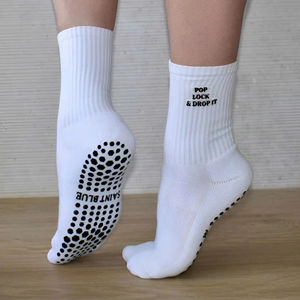 Chaussettes de sport antidérapantes en coton extensible respirant confortables pour le yoga, le pilates, la remise en forme, tendance, pour l'entraînement en salle - Product Image 1