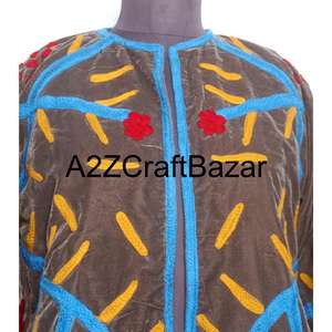 Veste élégante en velours brodé floral Suzani respirante coupe-vent Remplissage en coton pour femmes et filles Cadeau Événements printemps hiver - Product Image 3