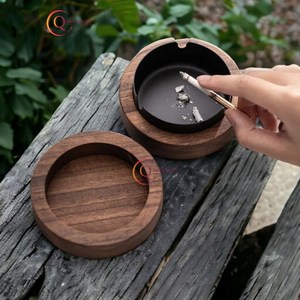 Hot Selling Classic Wooden <b>Ashtray</b> Handmade Tabletop Mini Hand <b>Ashtray</b> Storage High Quality Smoking Accessories For Hotel & Bar - Product Image 1