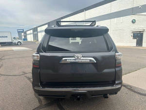 Voiture d'occasion abordable Toyota 4Runner Limited 2018 conduite à gauche - Product Image 6