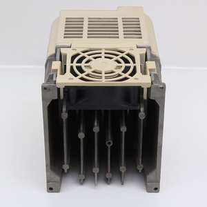 CIMR-VBBA0012BAA nouvel onduleur de 1,5 kW, compact et efficace pour le contrôle des moteurs industriels - Product Image 2