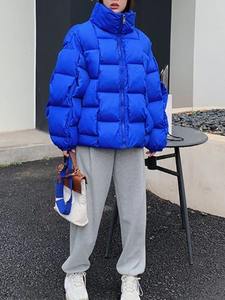 Chaqueta Acolchada Unisex de Invierno para Exteriores, Cortavientos, Impermeable, Antidesgarro, con Cuello Alto, Logotipo Frontal y Capucha con Diseño Exclusivo - Product Image 4