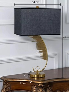 Lampe de chevet de luxe pour hôtel, décoration de bureau, en acier inoxydable, design découpé au laser, lampes de table en métal doré avec abat-jour blanc - Product Image 4