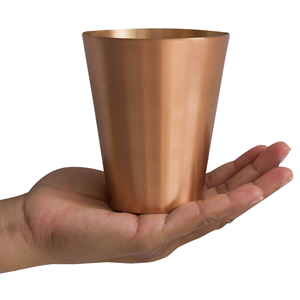 Verres à vin en verre et en cuivre au design simple à prix abordable Designs fantastiques Haute qualité Utilisation à domicile Hôtels Fêtes - Product Image 3