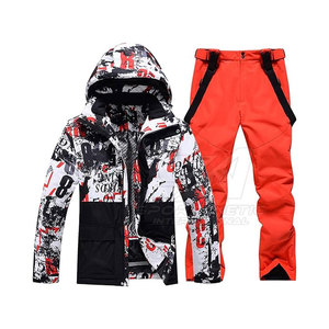 Trajes de Esquí de Nuevo Diseño con MOQ Bajo, Transpirables para Exteriores, Marca Privada, Fabricación en Pakistán - Product Image 1