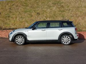USADO LHD/RHD 2020 MINI CLUBMAN 2,0 COOPER S CLASSIC - Product Image 2