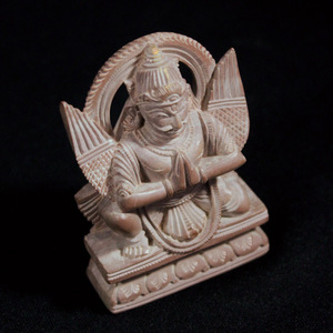 Sculpture sur pierre Konark faite à la main Garuda Feature Showpiece pour les occasions de Noël et Diwali (3 pouces) - Product Image 6