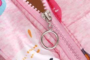 Chaqueta de Mujer Personalizada de Alta Calidad, Nuevo Diseño Estampado, Chaqueta Acolchada para Mujer, Fabricante de Chaquetas de Invierno al por Mayor - Product Image 3