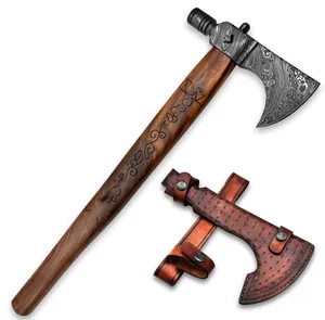 Hache de camping Viking personnalisée en acier damas pour couper le bois avec gaine en cuir