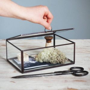 Caja de Joyería de Metal y Vidrio Hecha a Mano, Elegante Vitrina para Almacenamiento de Joyas Personales - Product Image 1