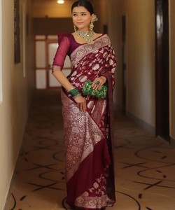 CRÉATEUR LICHI SOIE JACQUARD TRAVAIL SAREE AVEC CHEMISIER NON COUDU VÊTEMENT DE MARIAGE PRIX DE GROS VÊTEMENT ETHNIQUE MARRON - Product Image 4