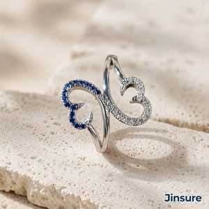 Anello a Cuore Cavo con Linee Incrociate e Zirconi in Rame, Gioiello da Dito alla Moda per Donna, Uso Quotidiano - Product Image 1