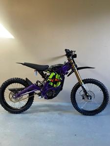 MEILLEUR PRIX 2025 Sur Ron Light Bee X 60v 8000w 40Ah Moto tout-terrain électrique - Product Image 3