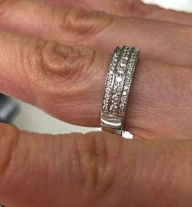เพชรสามแถว0.40 CT ครบรอบแต่งงานของผู้หญิงสีขาวทองขนาด6.5กลมเพชรตัดสดใส W/ทองคำขาว - Product Image 4