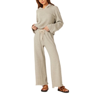 Venta caliente de la mejor calidad chándal pantalones acampanados y Sudadera con capucha conjunto de gran tamaño bordado pantalones apilados lavado ácido chándal mujeres - Product Image 3